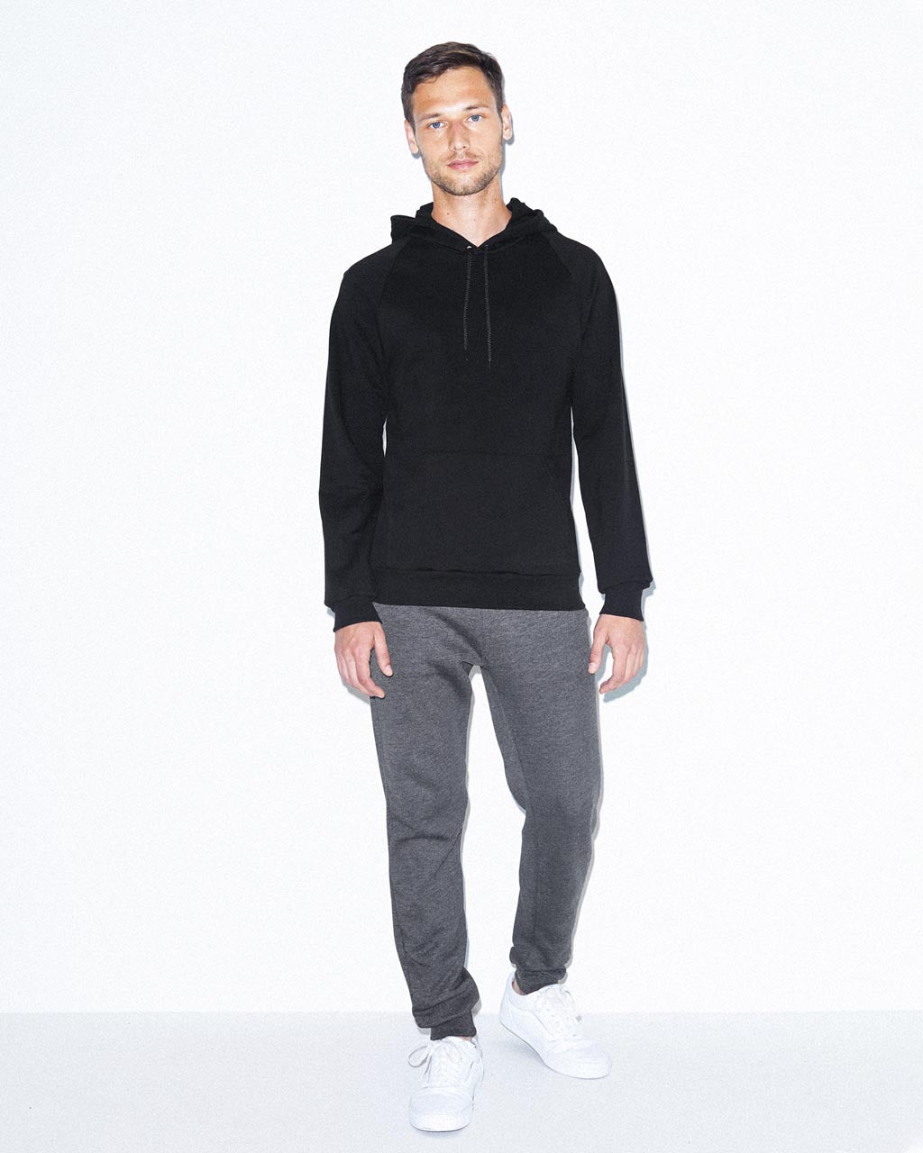 UNISEX CALIFORNIA FLEECE PULLOVER HOODED SWEATSHIRT - Heather Grey - Model