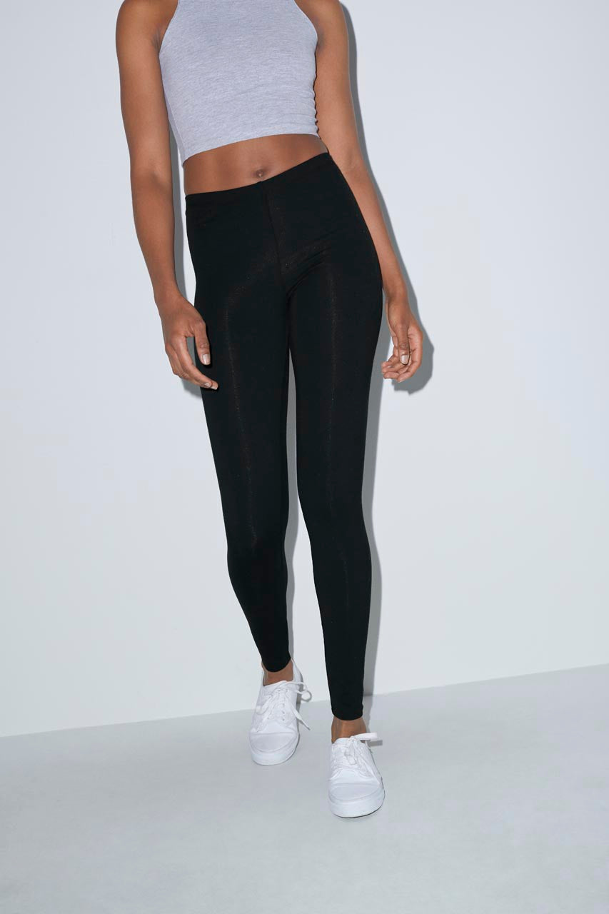 WOMEN'S COTTON SPANDEX JERSEY LEGGING - Heather Grey - Model