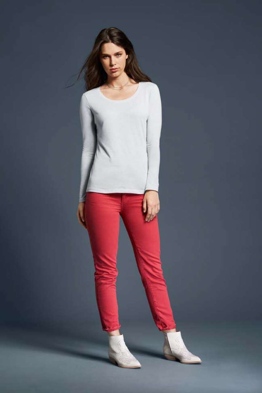 WOMEN’S FEATHERWEIGHT LONG SLEEVE SCOOP TEE - Silver - Additional