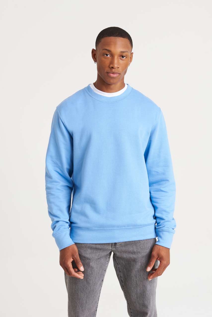 AWDIS SWEAT - Hawaiian Blue - Model