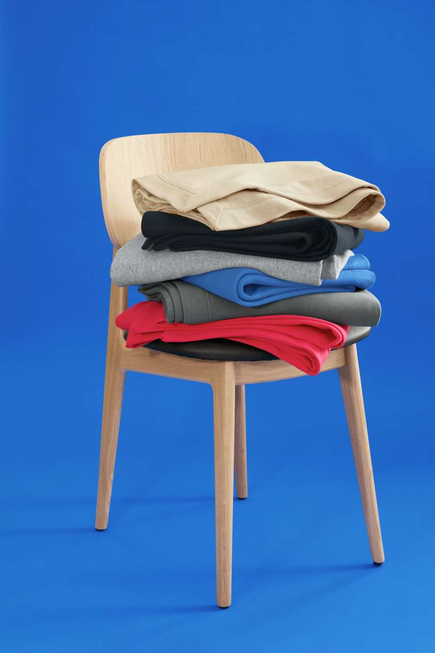 HEAVY BLEND FLEECE STADIUM BLANKET - Navy - Model