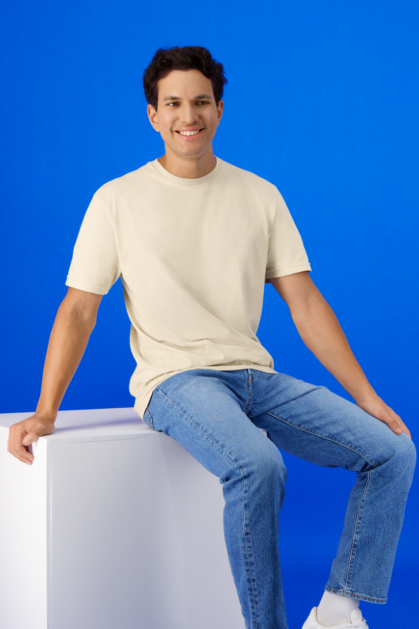 LIGHT COTTON ADULT T-SHIRT - Royal - modelimageurl