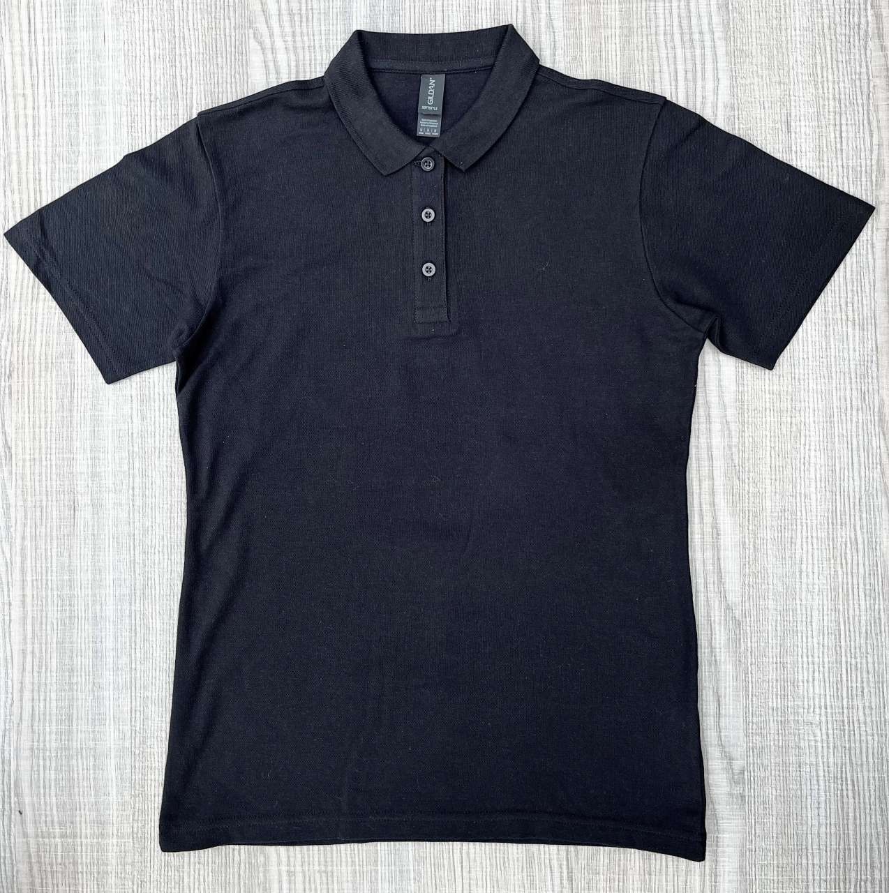 SOFTSTYLE ® LADIES' DOUBLE PIQUÉ POLO - Charcoal - Model