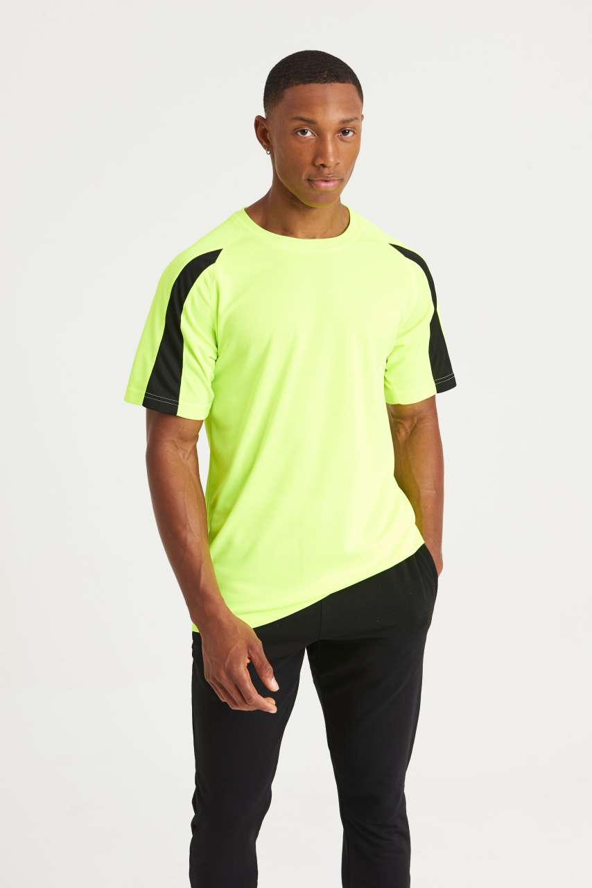 CONTRAST COOL T - Arctic White/Jet Black - modelimageurl