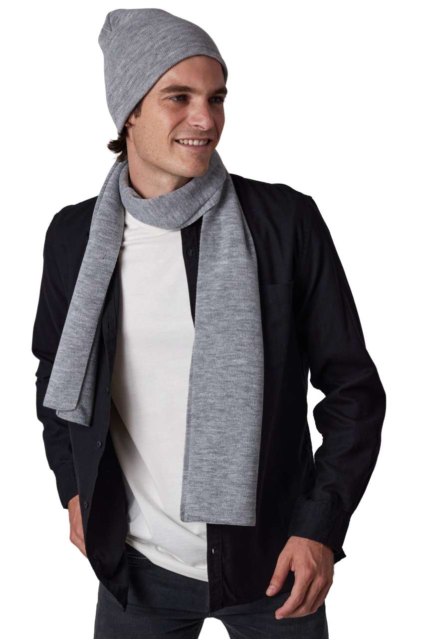 KNITTED SCARF - Black - modelimageurl