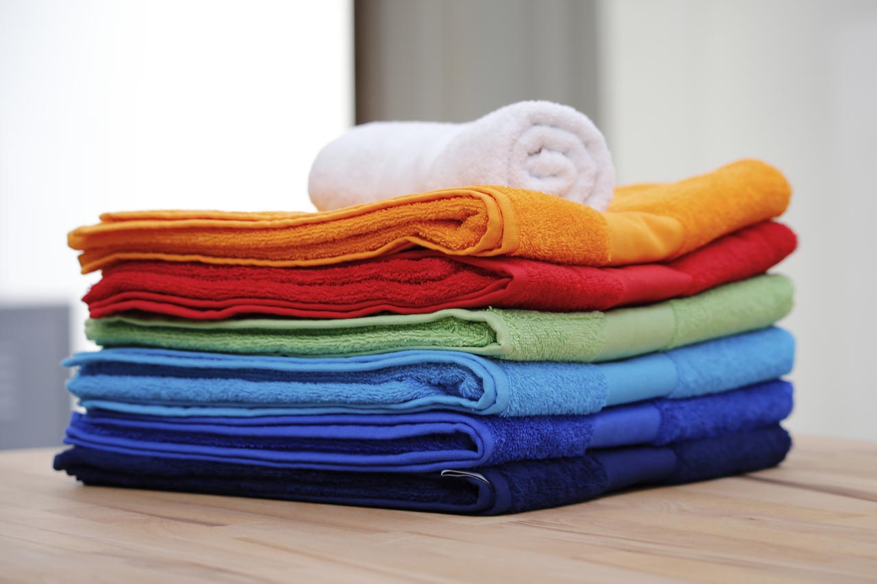 OLIMA BASIC TOWEL - Red - Additional