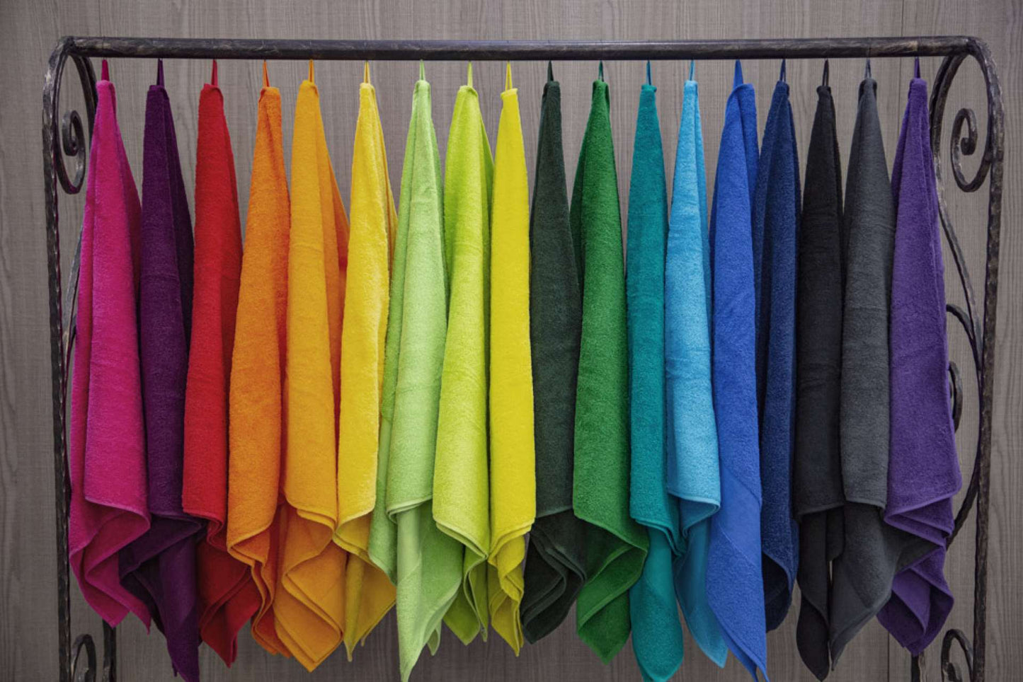 OLIMA CLASSIC TOWEL - Berry - Additional