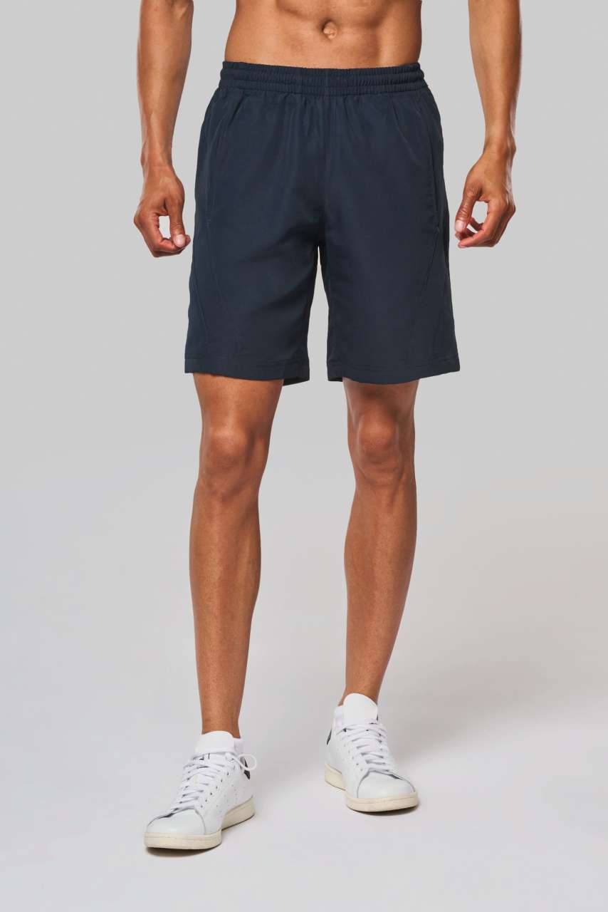 SPORTS SHORTS - Black - Model