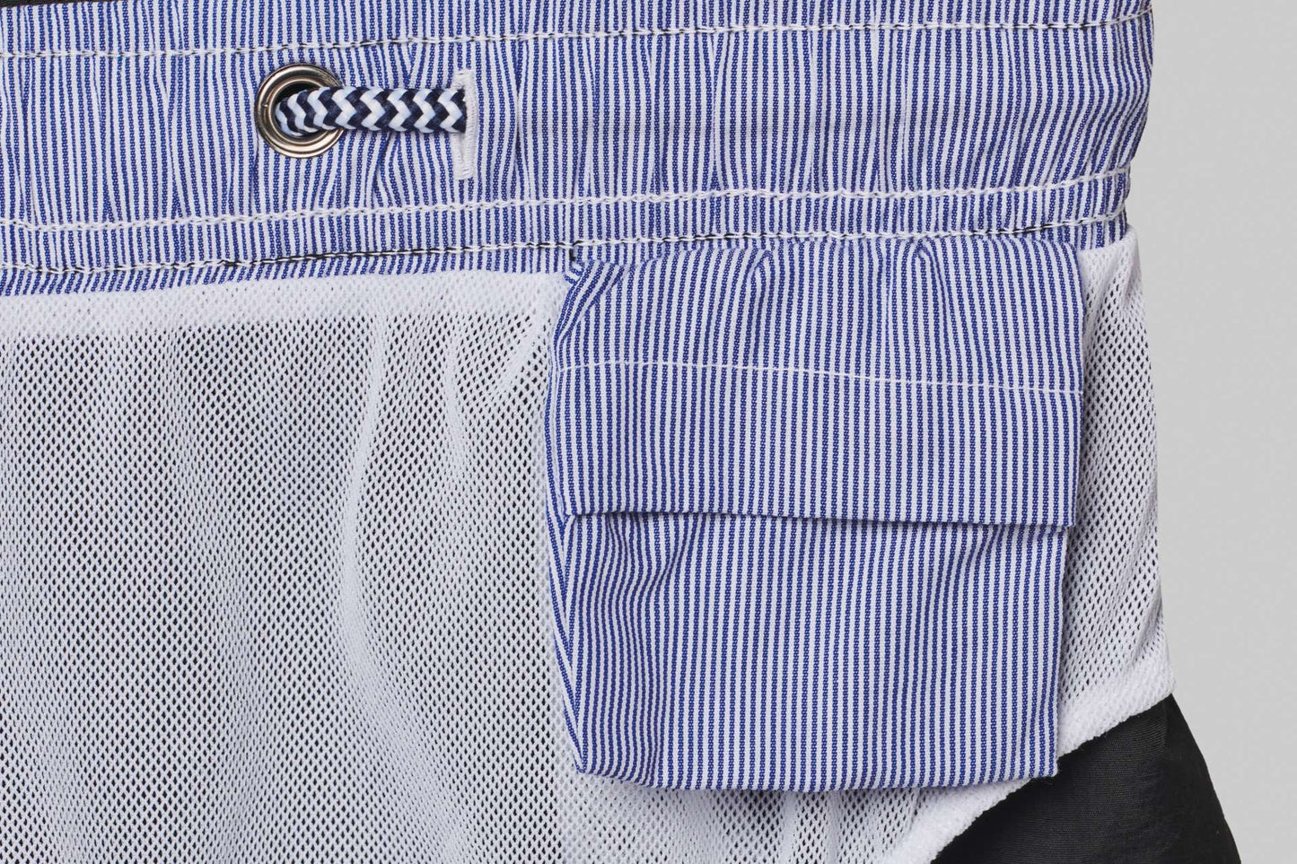 SWIMMING SHORTS - Black - Additional