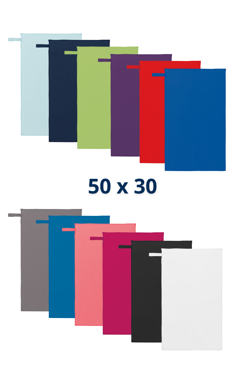 MICROFIBRE SPORTS TOWEL - Fuchsia - Model