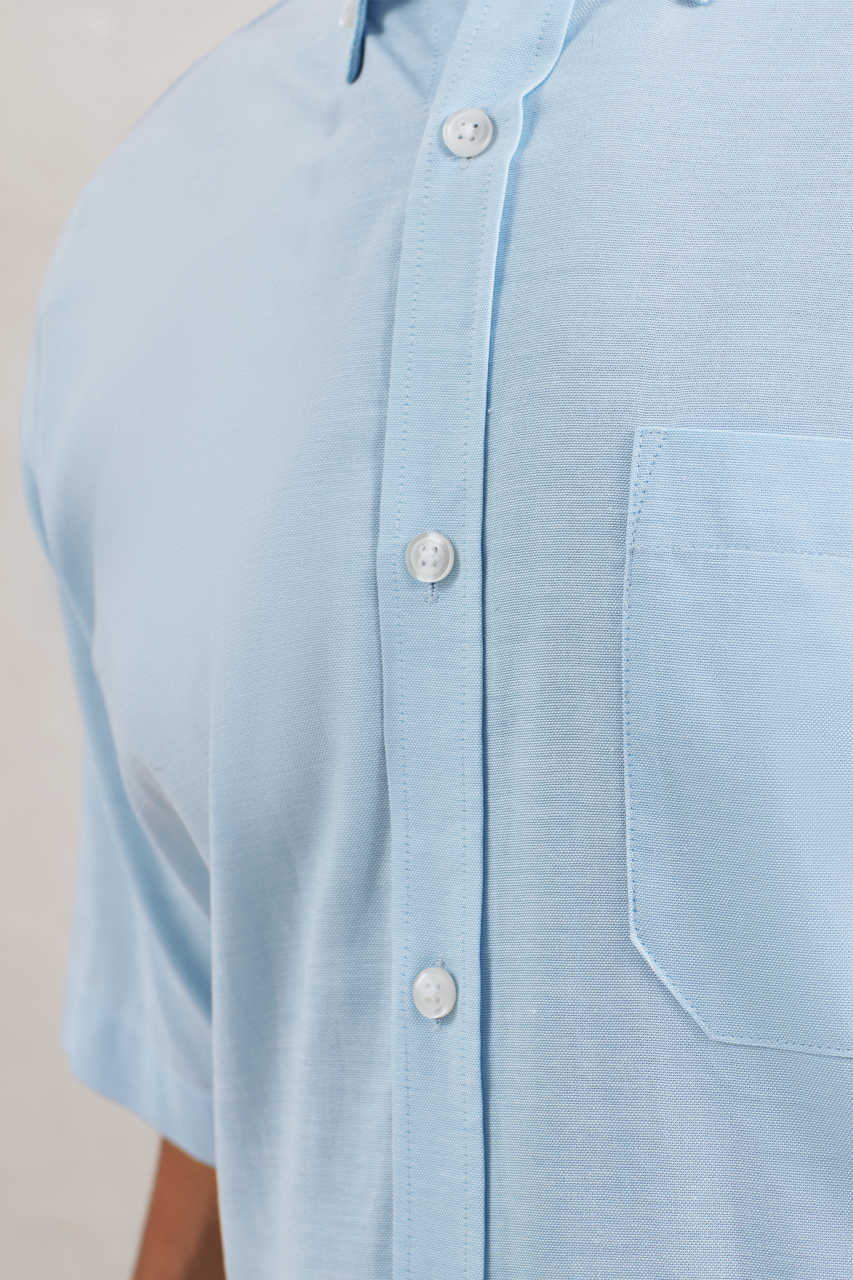 MEN’S SHORT SLEEVE SIGNATURE OXFORD SHIRT - Light Blue - Additional
