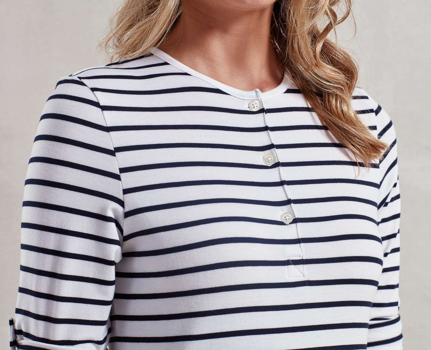 WOMEN'S LONG JOHN ROLL SLEEVE TEE - Black - Additional