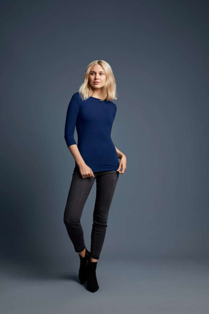 WOMEN'S STRETCH 3/4 SLEEVE TEE - Heather Graphite - Model