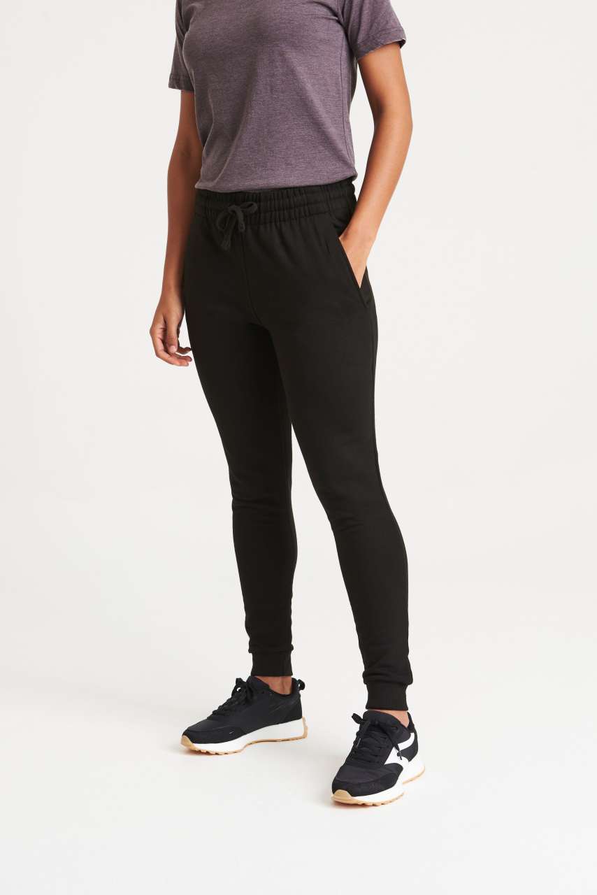TAPERED TRACK PANT - Charcoal - Model