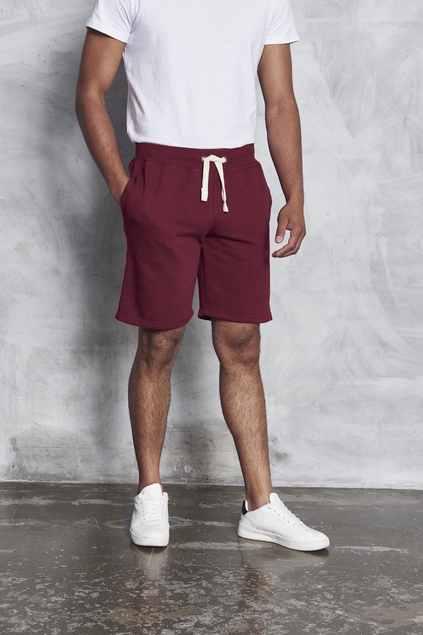 CAMPUS SHORTS - Jet Black - Model