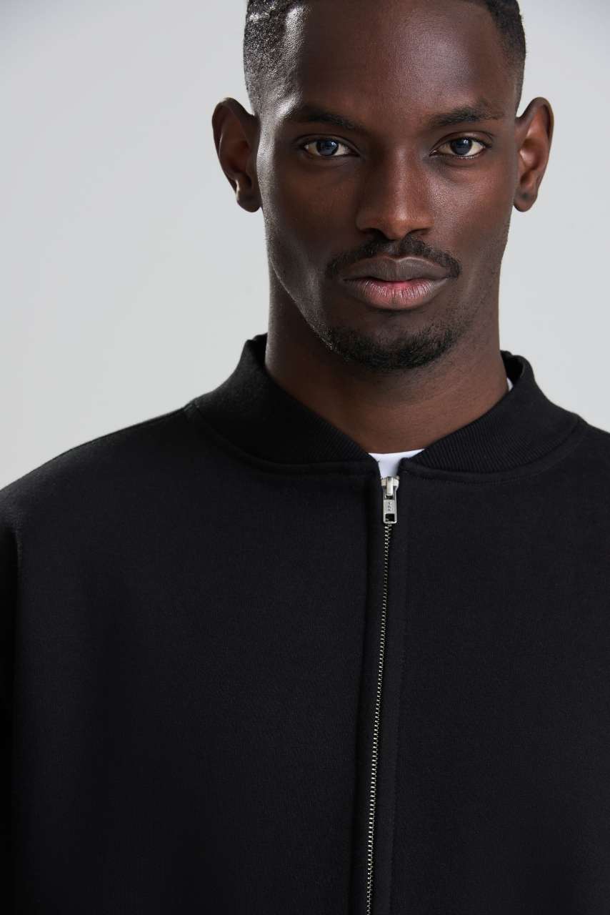 SIGNATURE HEAVYWEIGHT BOMBER SWEAT