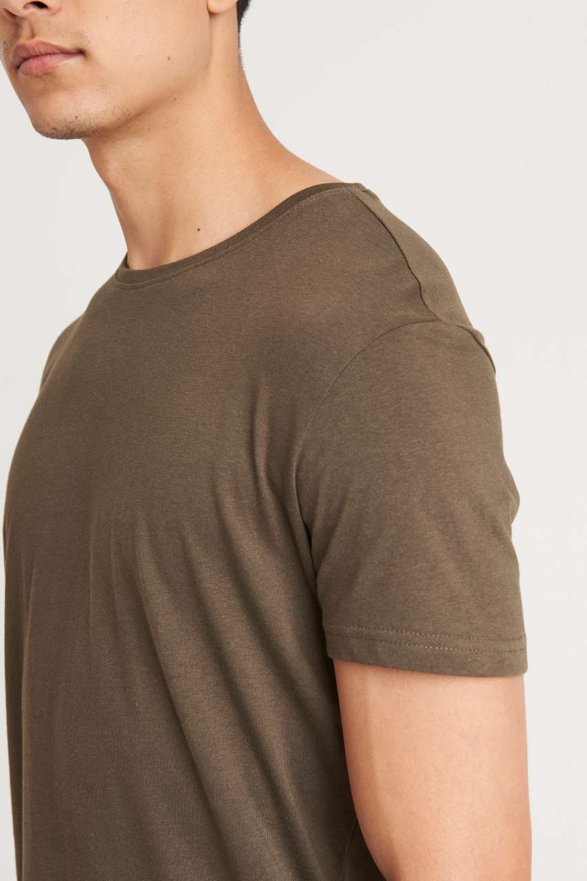 CASCADES ORGANIC TEE - Charcoal - Additional