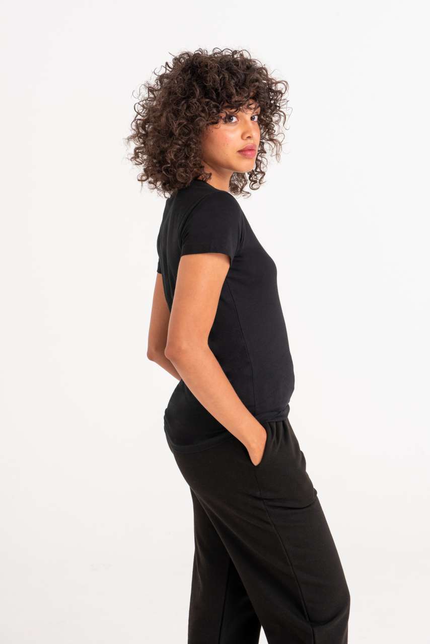 CASCADES ORGANIC WOMEN'S TEE - Fire Red - Additional