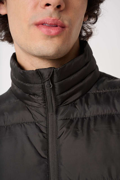 IB6172 Black