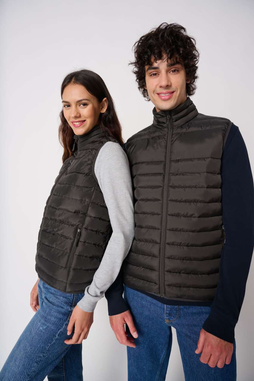 IB6172 Black