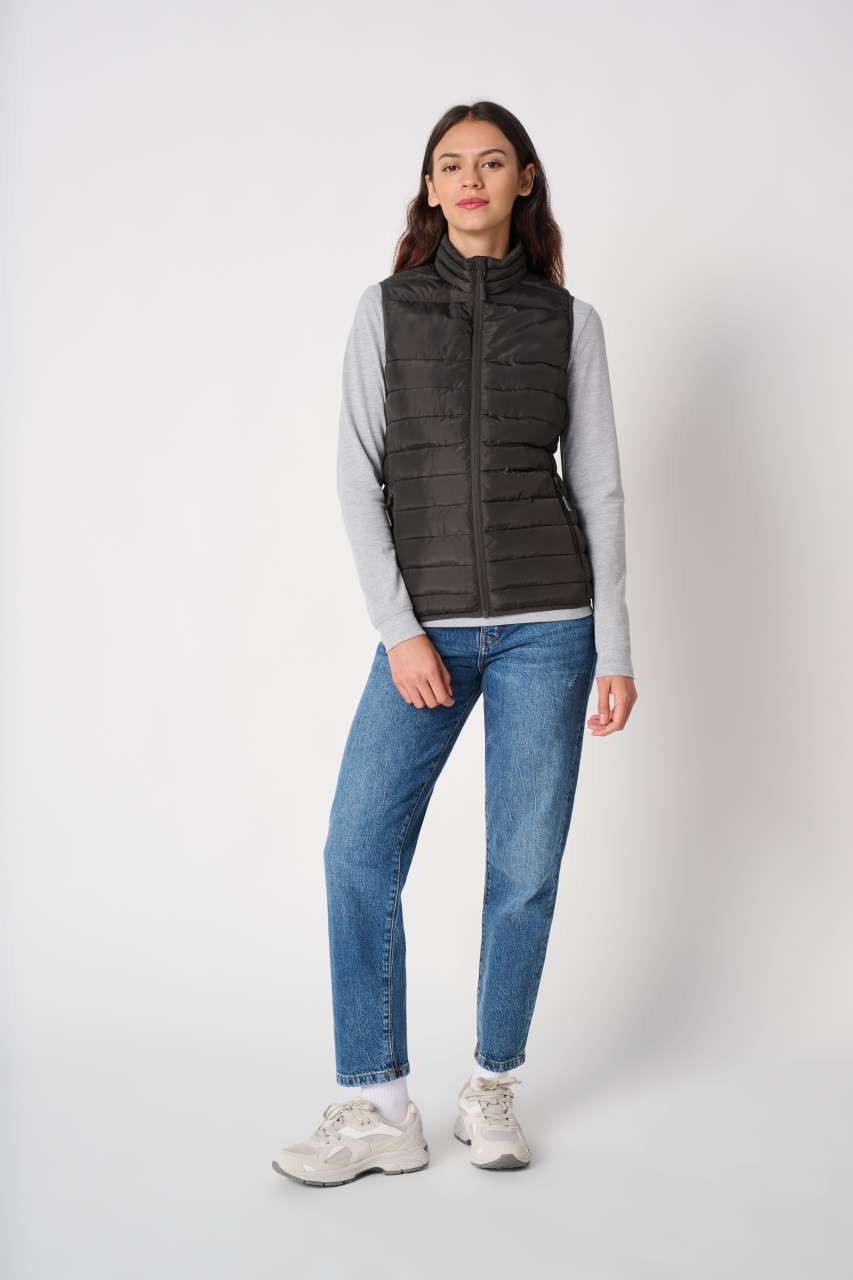 IB6173 Black