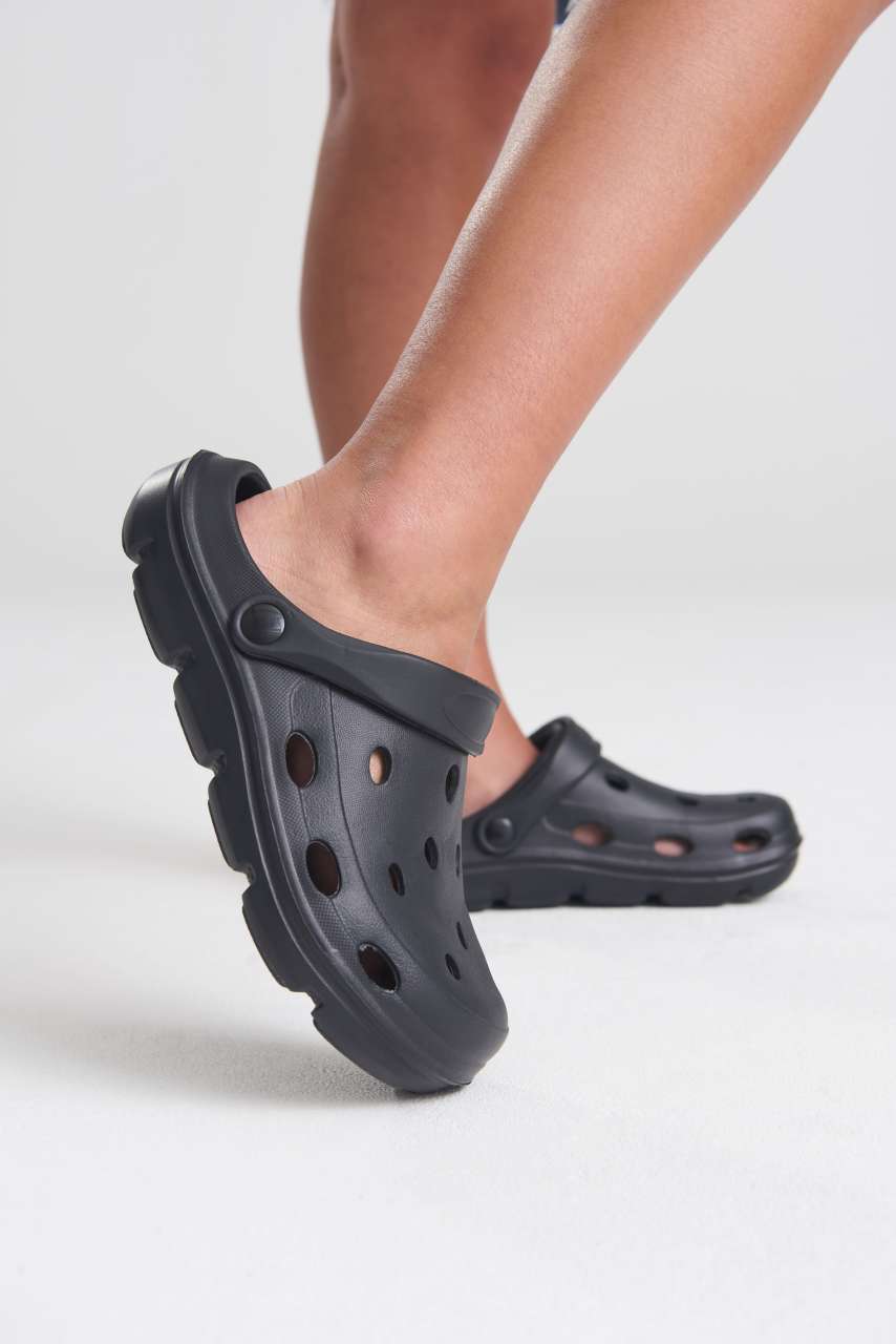 AERO CLOGS