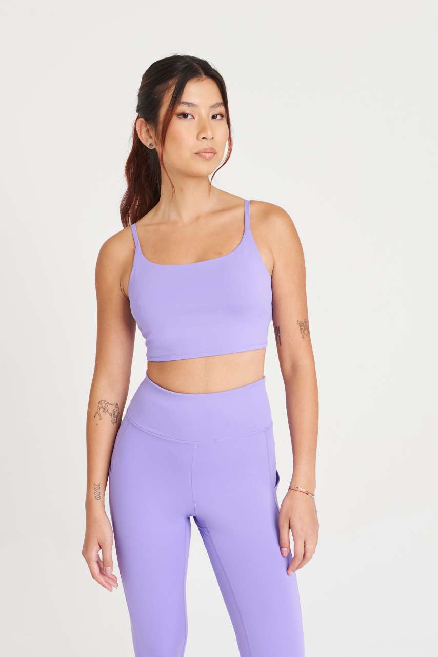 WOMEN'S RECYCLED TECH SPORTS BRA - Jet Black - modelimageurl