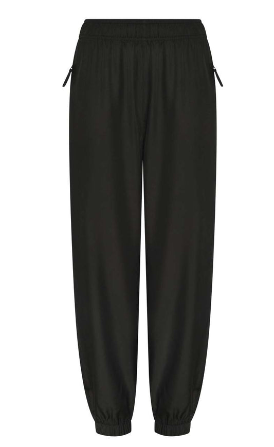 ACTIVE TRACKPANTS - Jet Black - colorimageurl