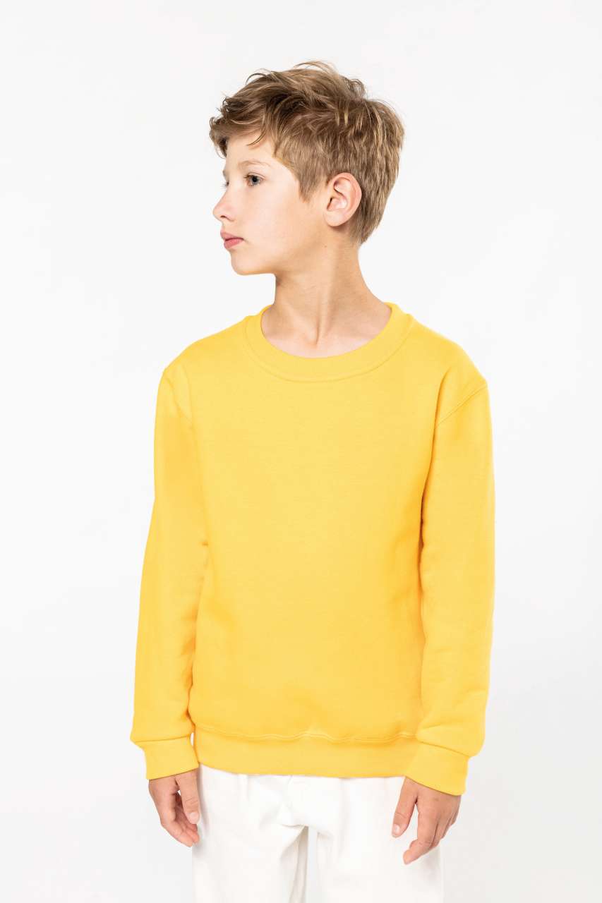 KIDS' CREW NECK SWEATSHIRT - Black - Model