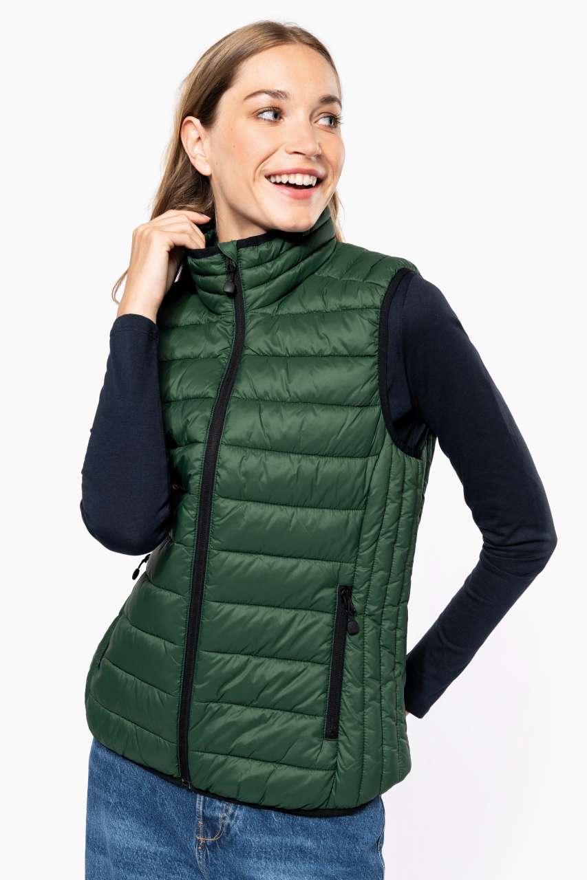 LADIES' LIGHTWEIGHT SLEEVELESS FAKE DOWN JACKET - Black - Model