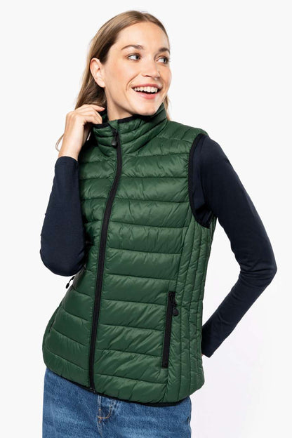 LADIES' LIGHTWEIGHT SLEEVELESS FAKE DOWN JACKET - Black - Model