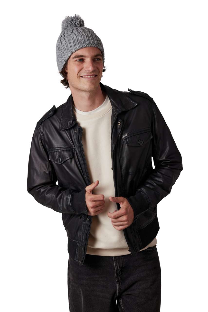 KP550 Black