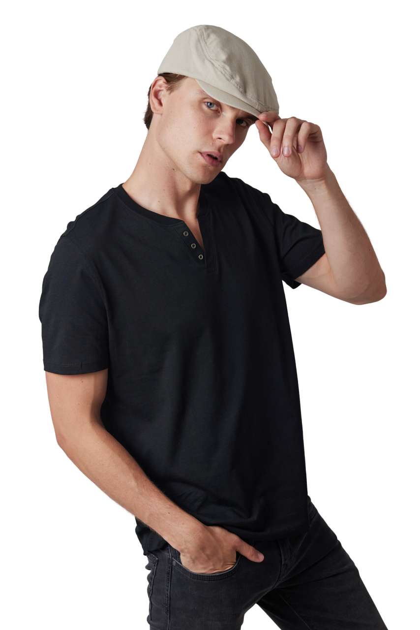 SUMMER DUCKBILL HAT - Navy - Model