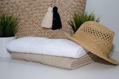 OLIMA BASIC TOWEL - Sand - Model