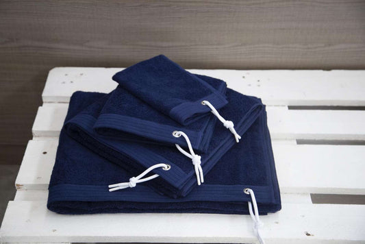 OLIMA SPORTS TOWEL - Navy - colorimageurl