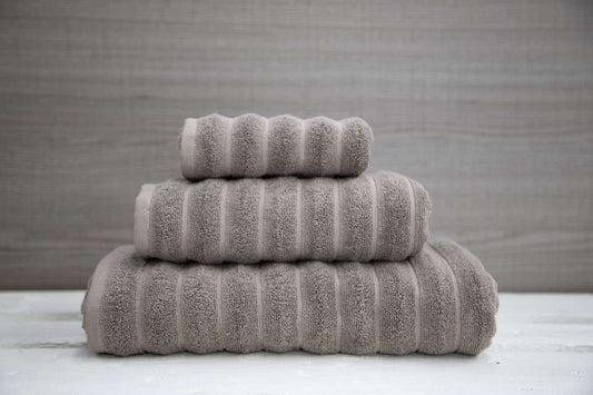 OLIMA PREMIUM TOWEL - Taupe - colorimageurl