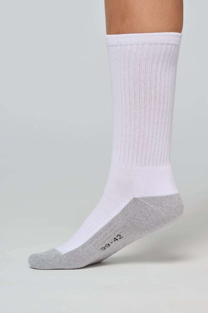 PA093 White
