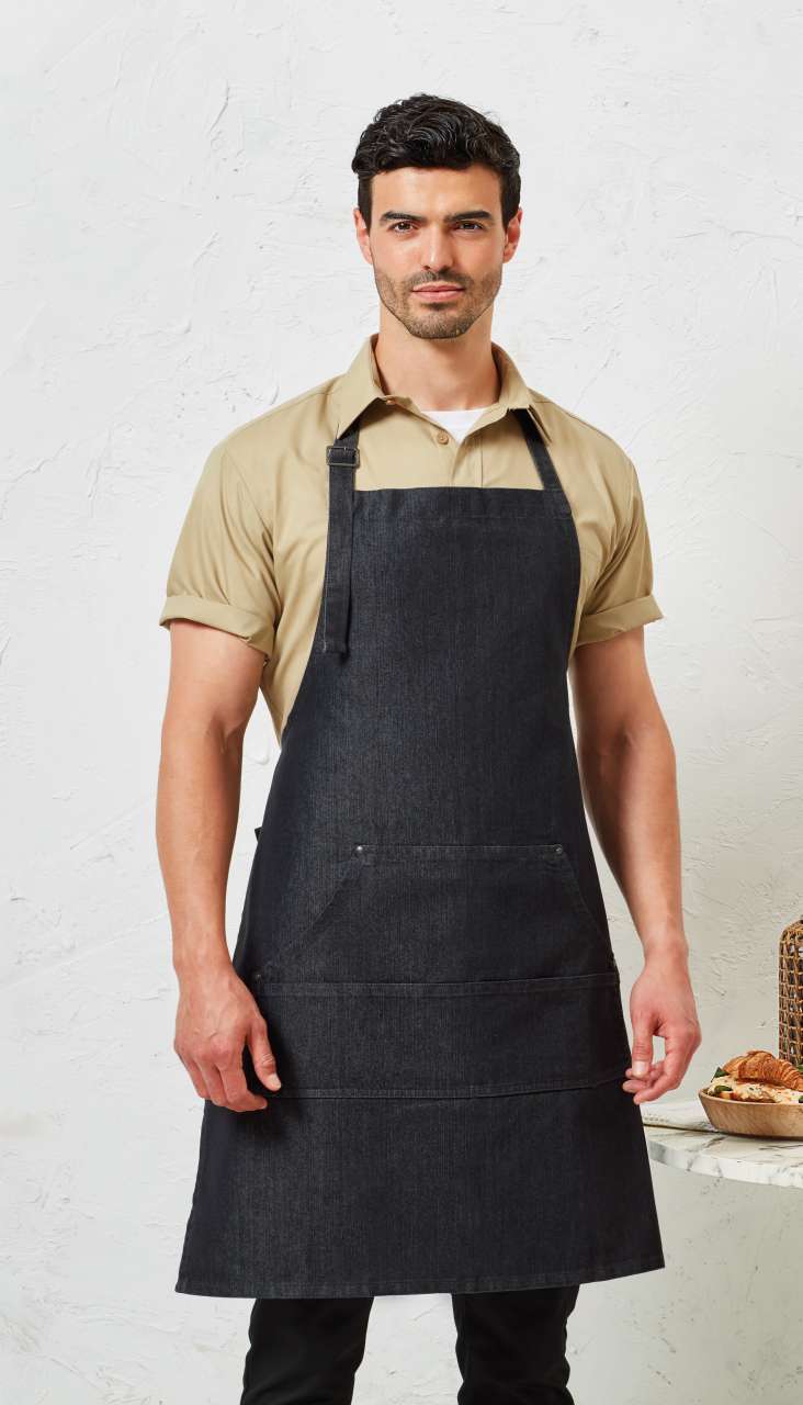 JEANS STITCH DENIM BIB APRON - Black Denim - Model