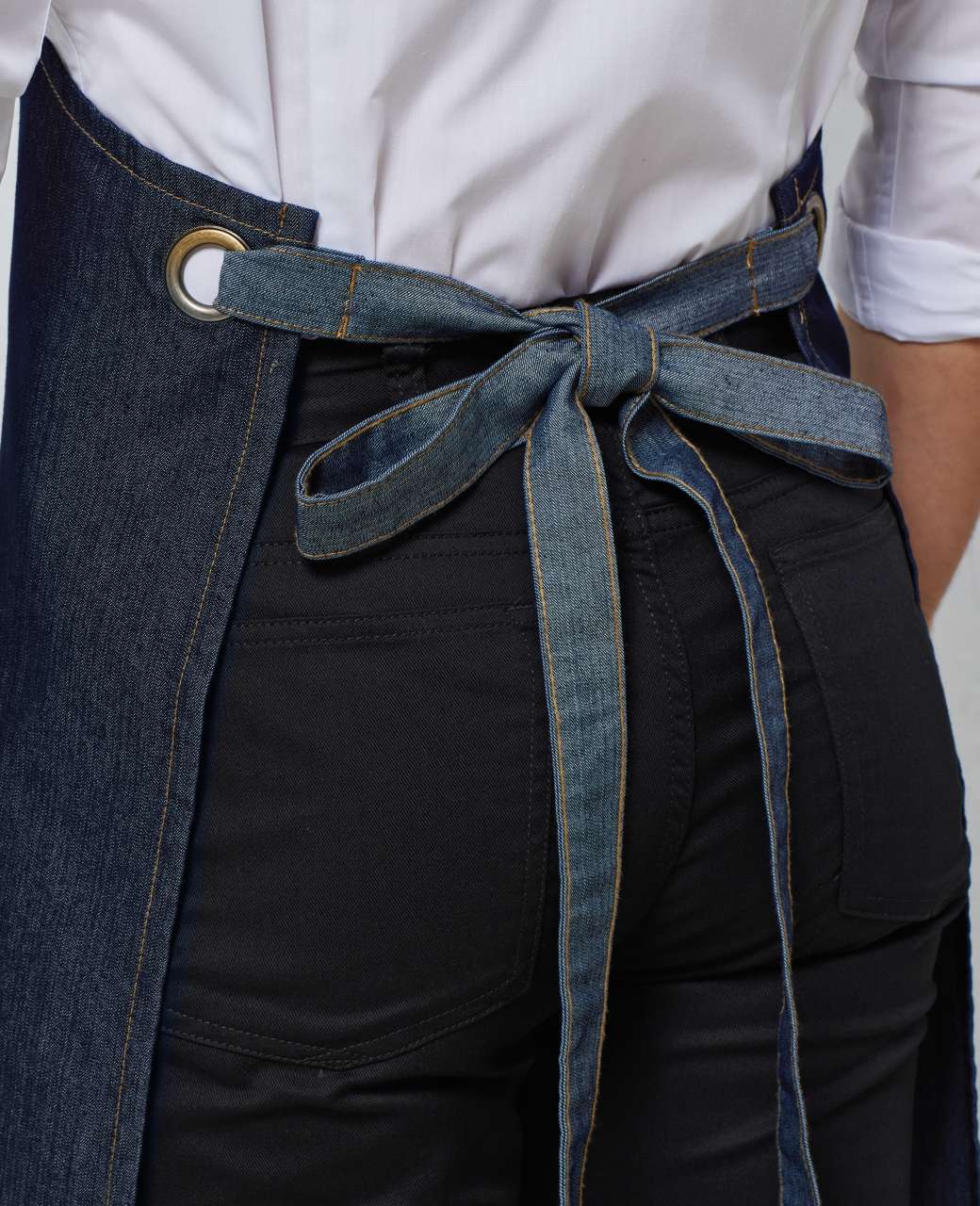 'DOMAIN' CONTRAST DENIM BIB APRON - Black Denim - Additional