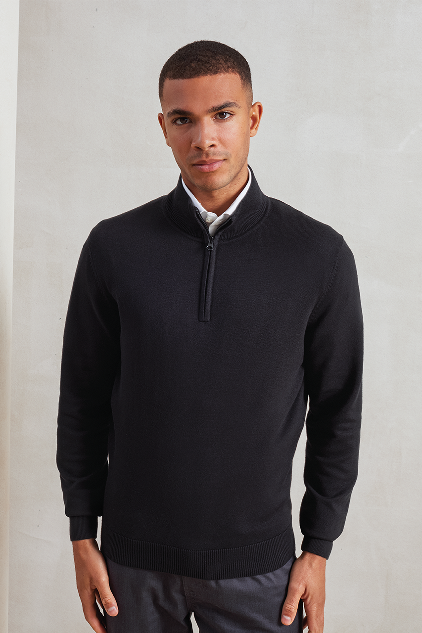 MEN'S QUARTER-ZIP KNITTED SWEATER - Black - Model