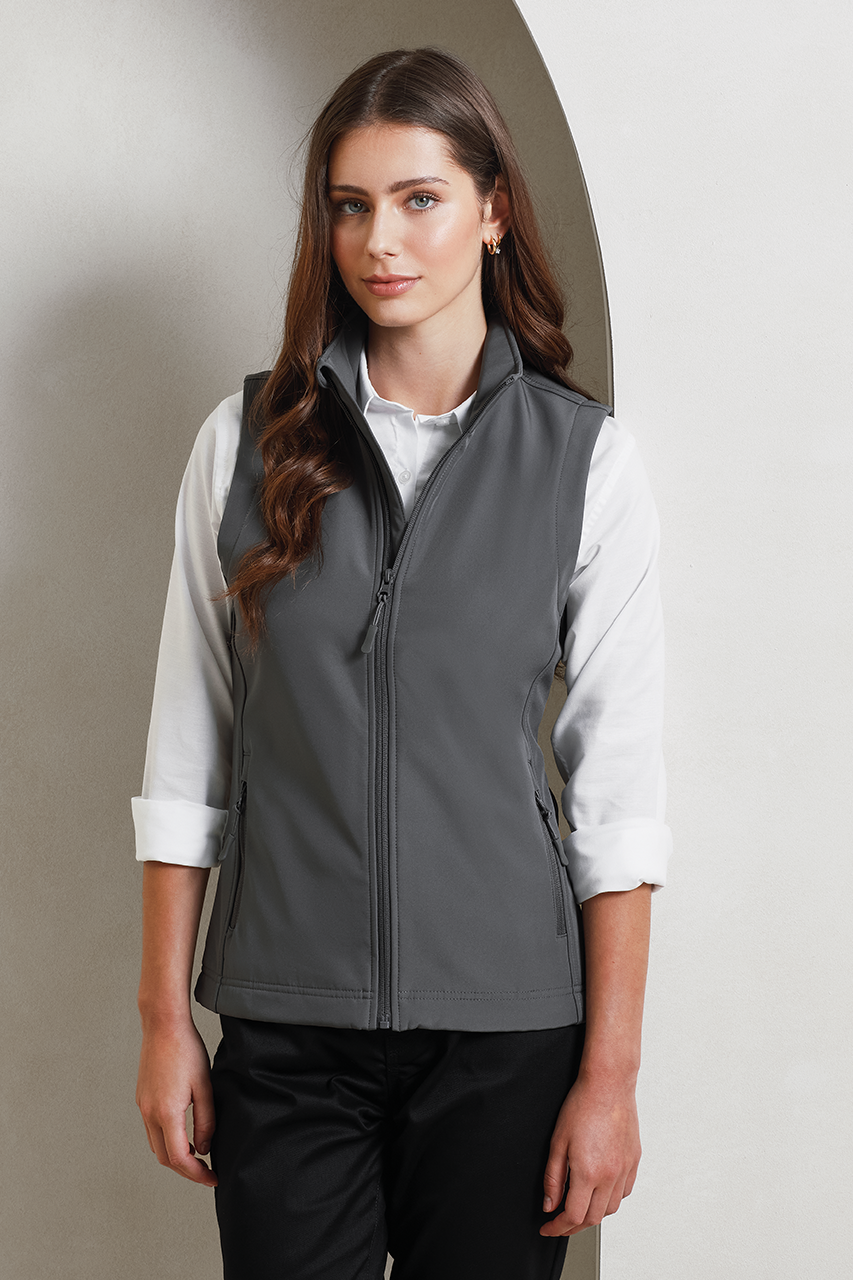 WOMEN’S WINDCHECKER® PRINTABLE & RECYCLED SOFTSHELL GILET - Black - modelimageurl