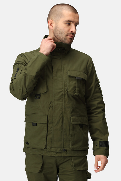 PRO UTILITY JACKET - Black - modelimageurl
