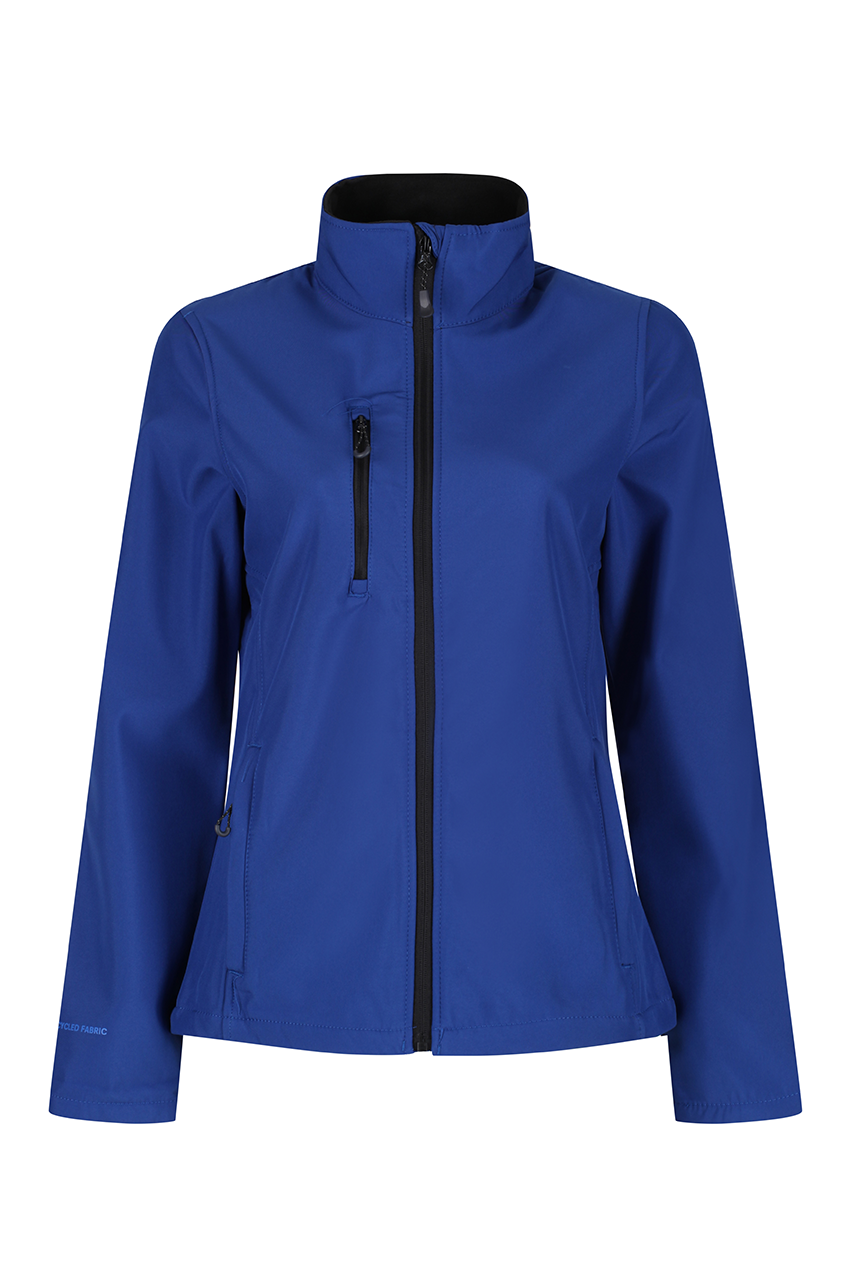 WOMEN'S HONESTLY MADE RECYCLED PRINTABLE SOFTSHELL JACKET - Black - Model