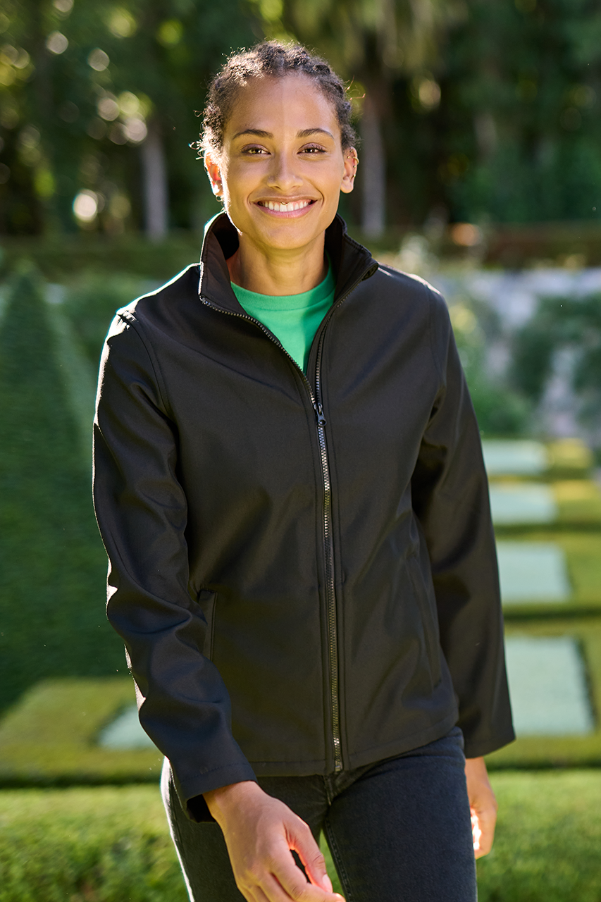 ABLAZE WOMEN'S PRINTABLE SOFTSHELL - Black/Black - modelimageurl