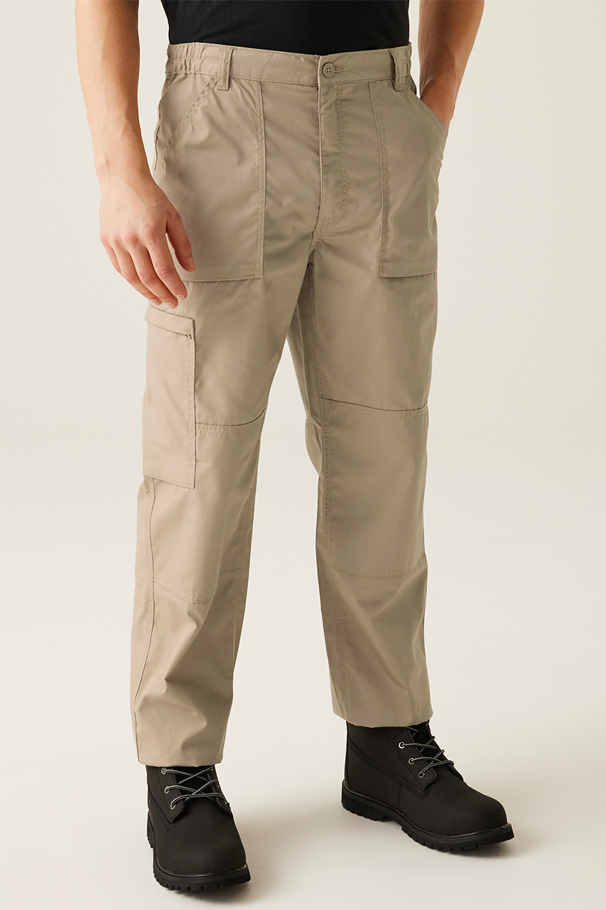 ACTION - TROUSERS (SHORT) - Green - modelimageurl