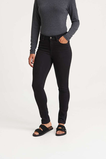 LARA SKINNY JEANS - Light Blue Wash - modelimageurl