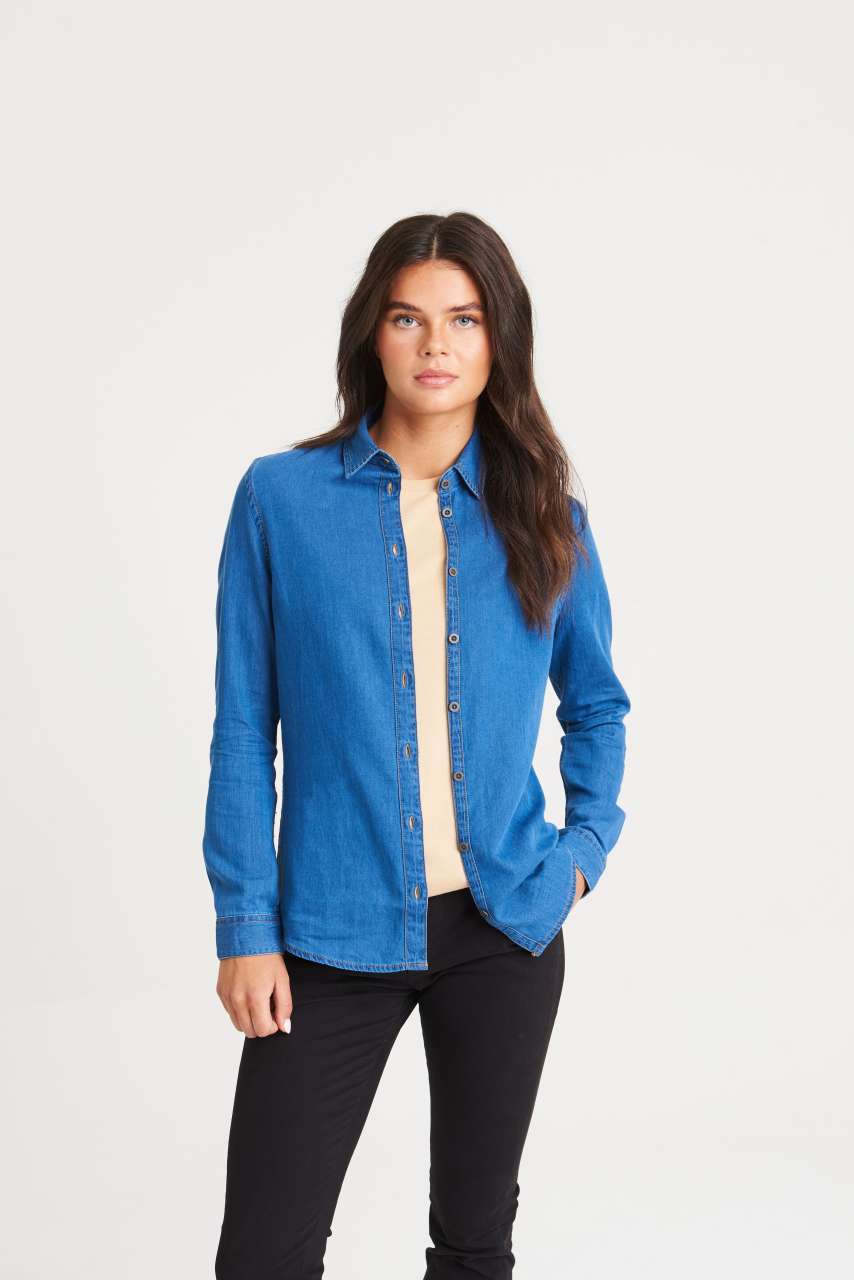 LUCY DENIM SHIRT - Light Blue - modelimageurl
