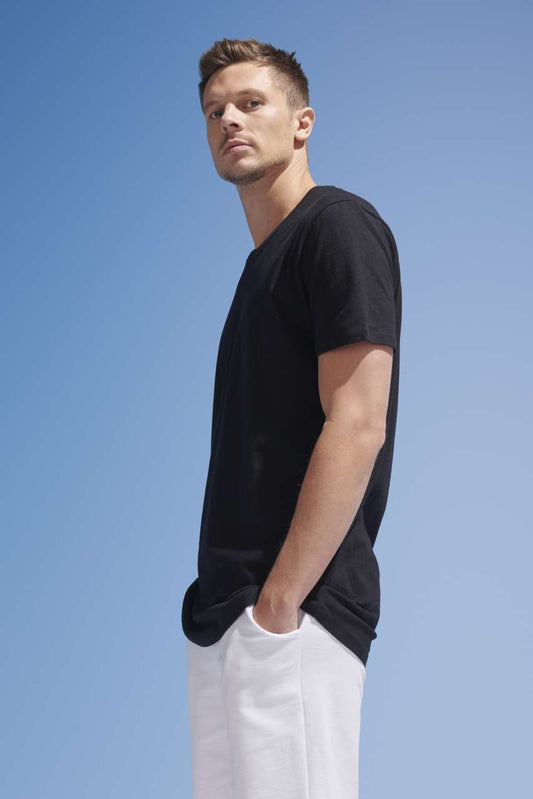 SOL'S MAGNUM MEN - LONG T-SHIRT - Deep Black - modelimageurl