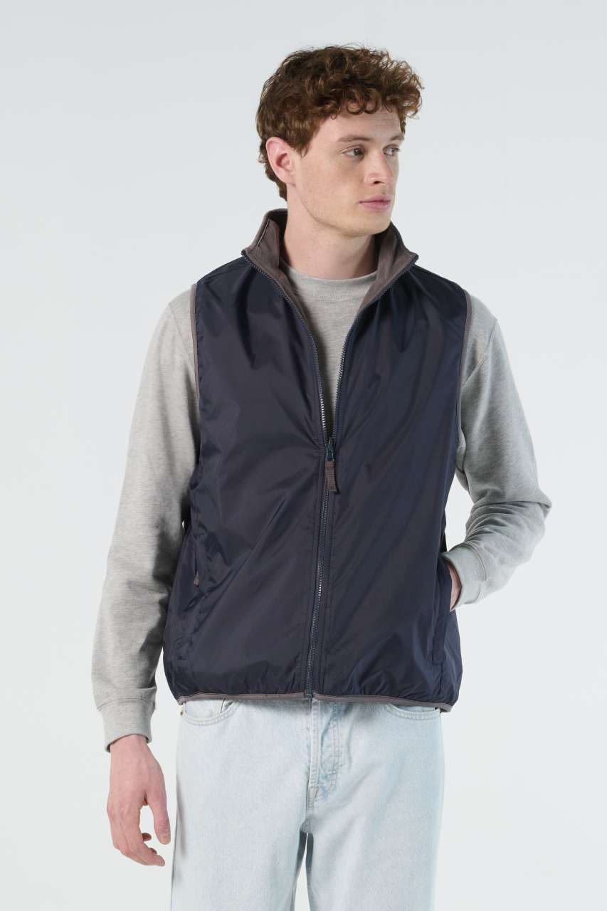 SOL'S WINNER - UNISEX CONTRASTED REVERSIBLE BODYWARMER - Black - Model
