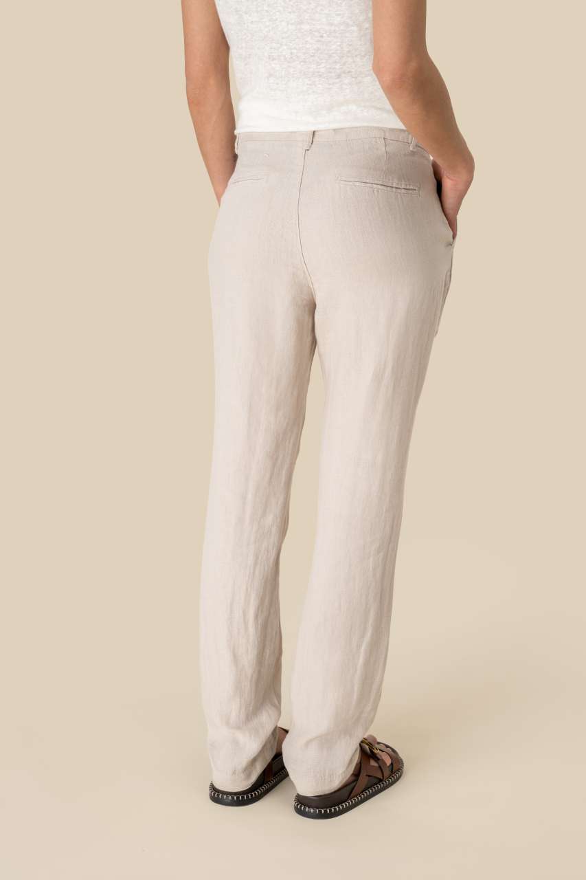 SP712 Linen Sand